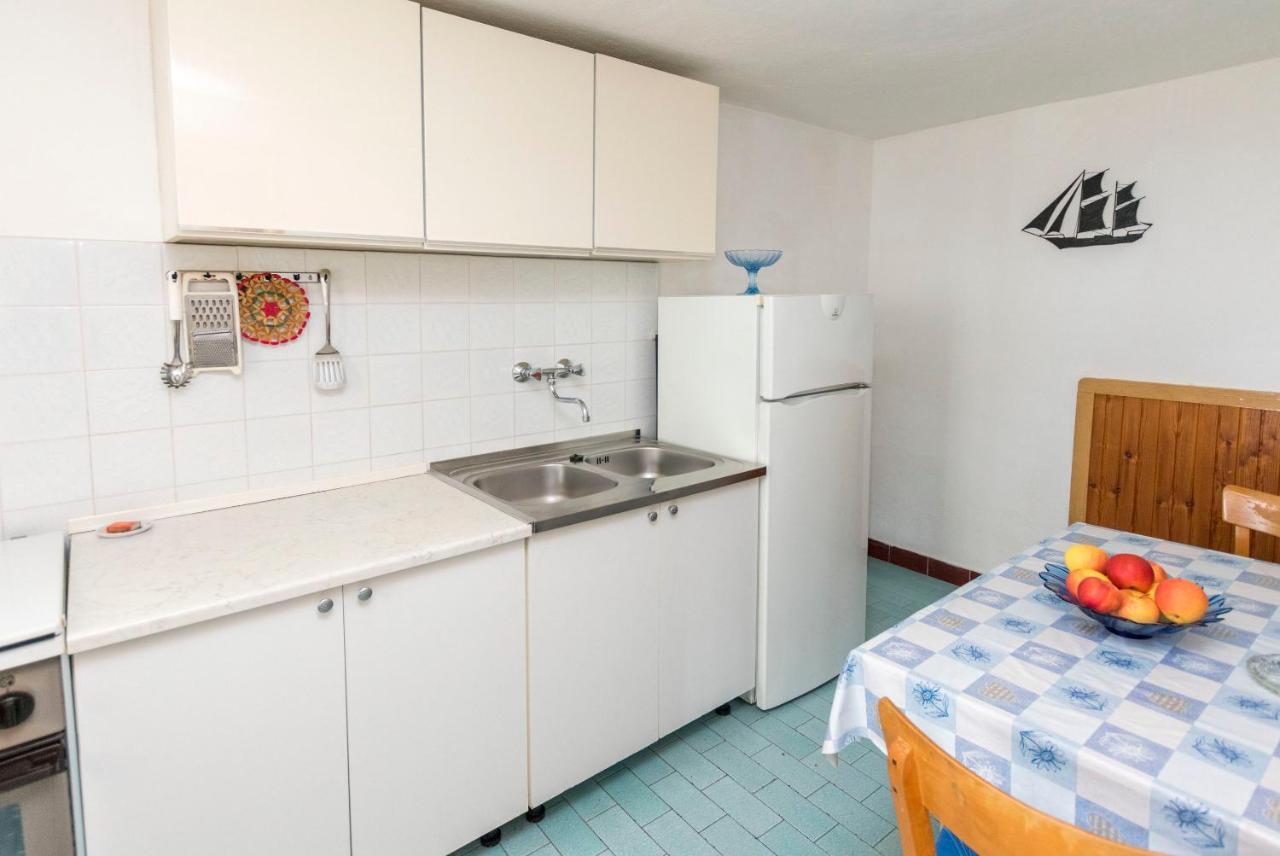 Apartments And Room Milka-Jere Primošten Eksteriør bilde